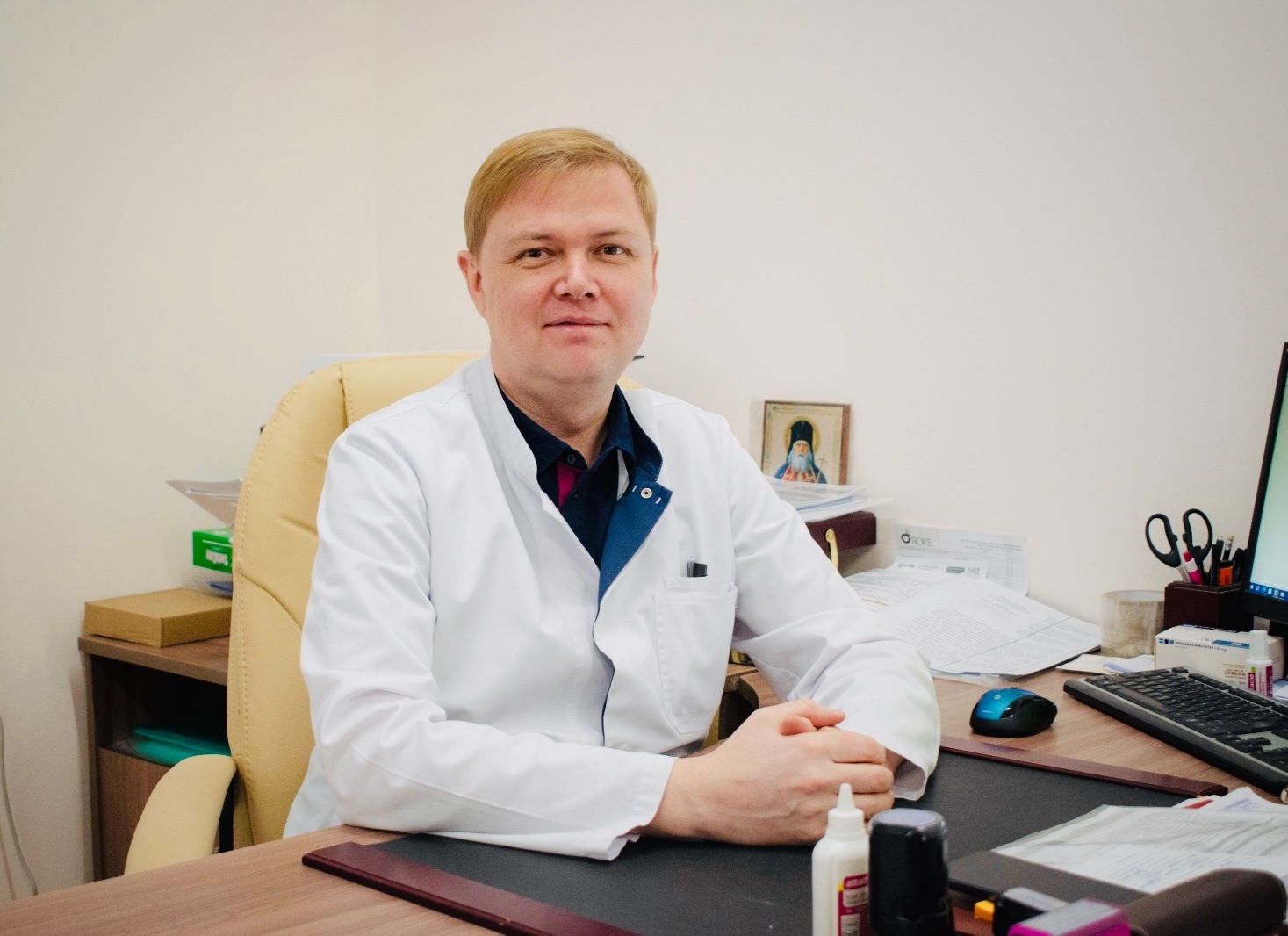 Поздравляем с 45-летием врача-нейрохирурга, заведующего нейрохирургического отделения № 1 Батяева Павла Витальевича Поздравляем с 45-летием врача-нейрохирурга, заведующего нейрохирургического отделения № 1 Батяева Павла Витальевича