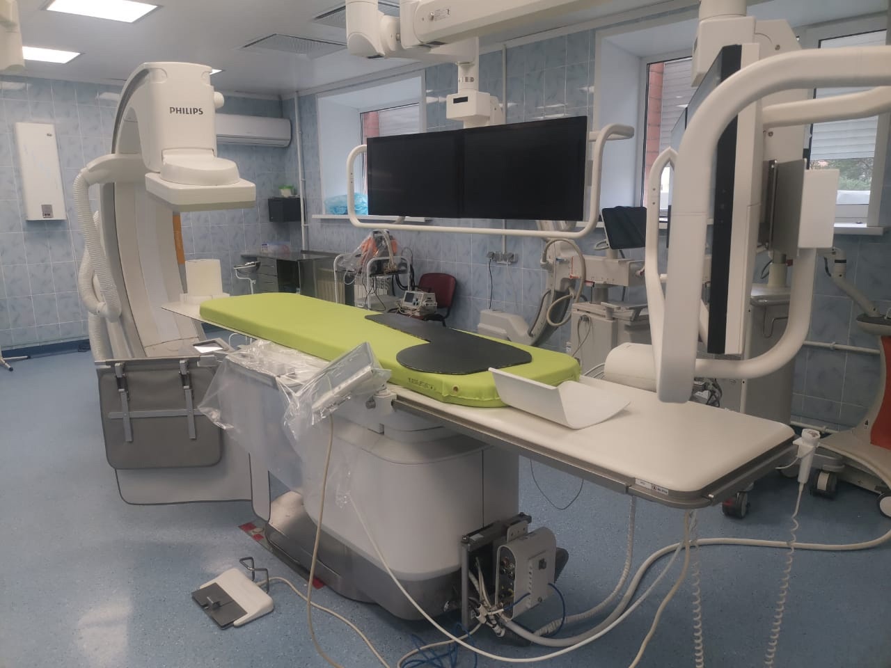 Вместо полугода, сделали за месяц. Раньше запланированных сроков в ЯОКБ отремонтировали медоборудование Вместо полугода, сделали за месяц. Раньше запланированных сроков в ЯОКБ отремонтировали медоборудование